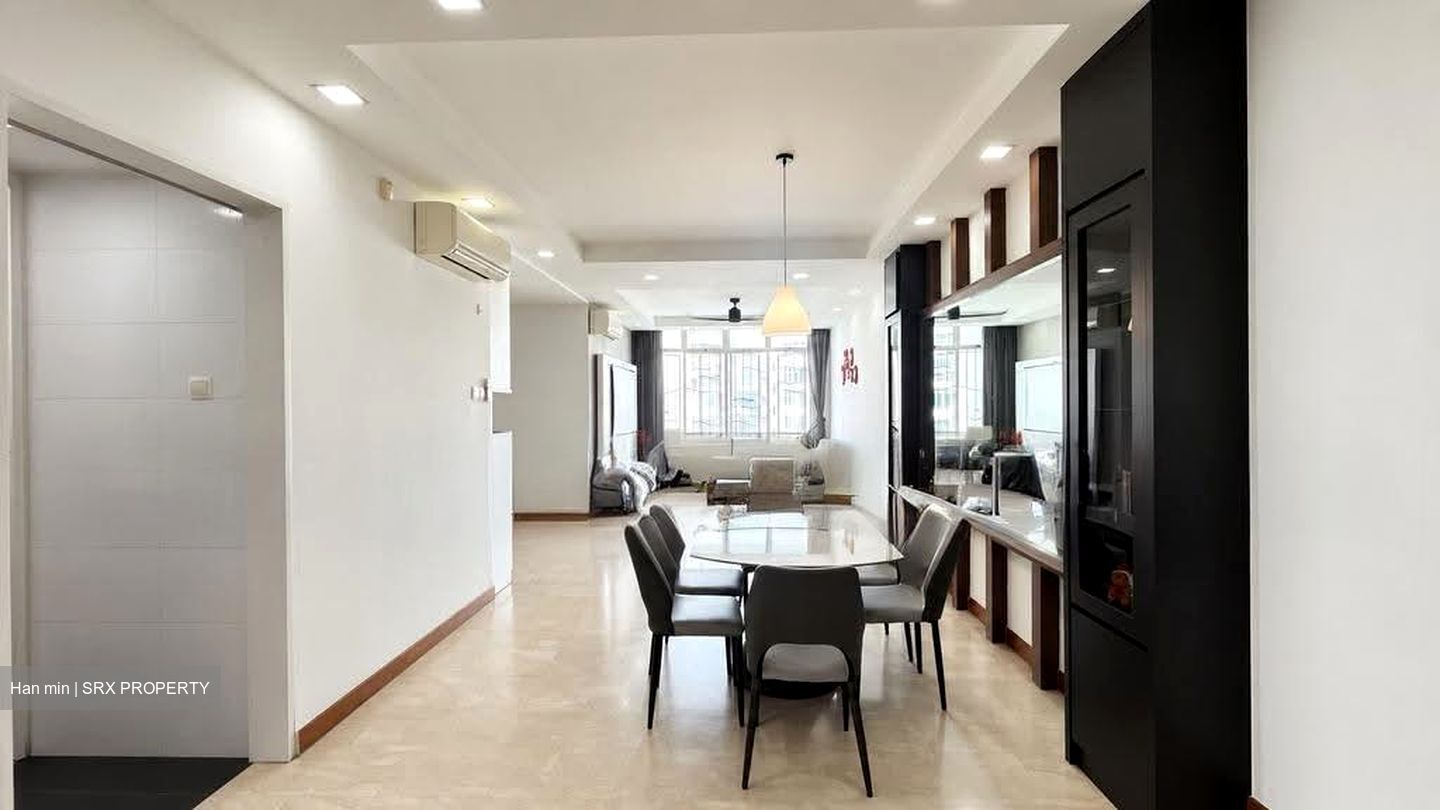 Compass Heights (D19), Apartment #629330191